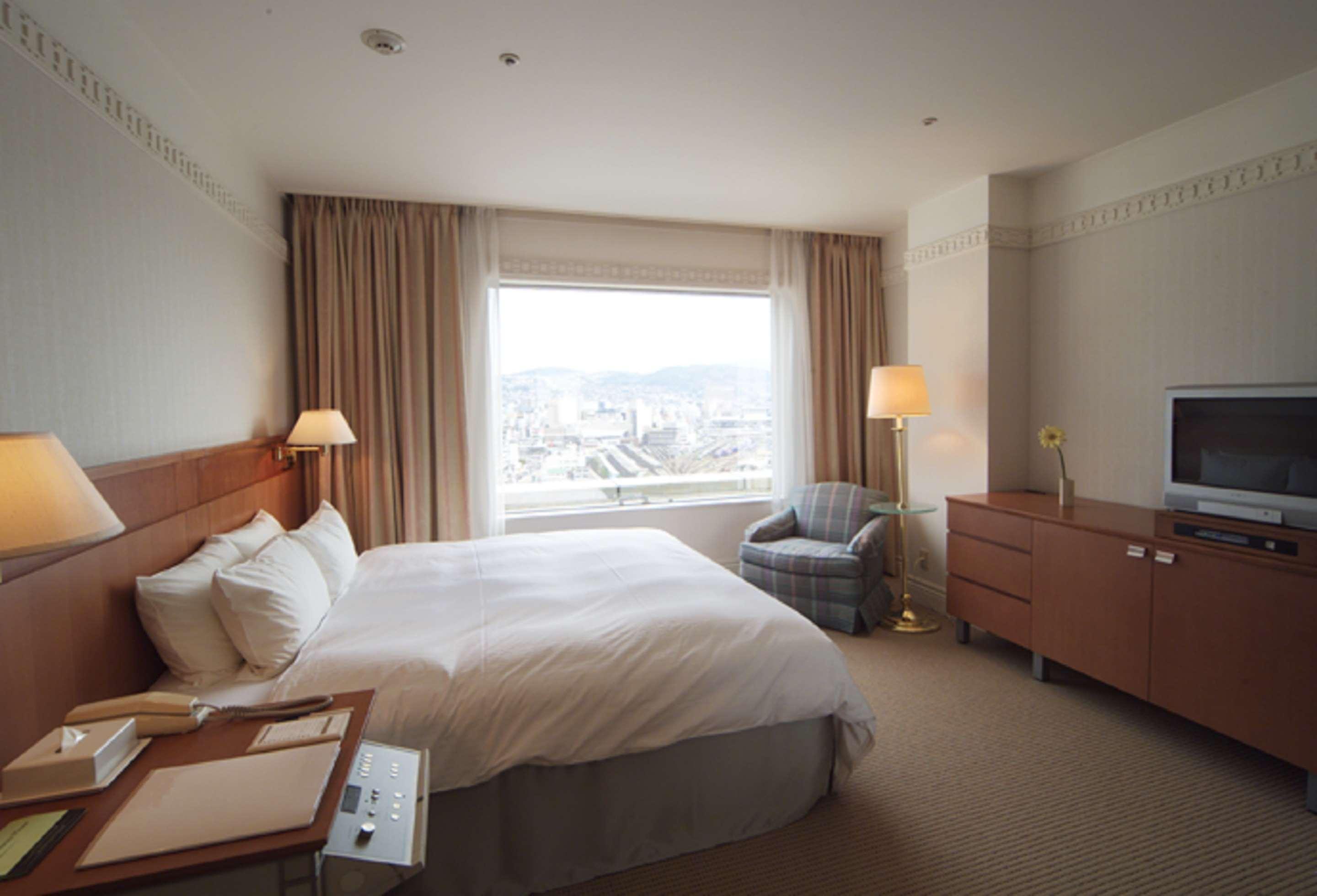 The Global View Nagasaki Ξενοδοχείο Δωμάτιο φωτογραφία A room at the hotel