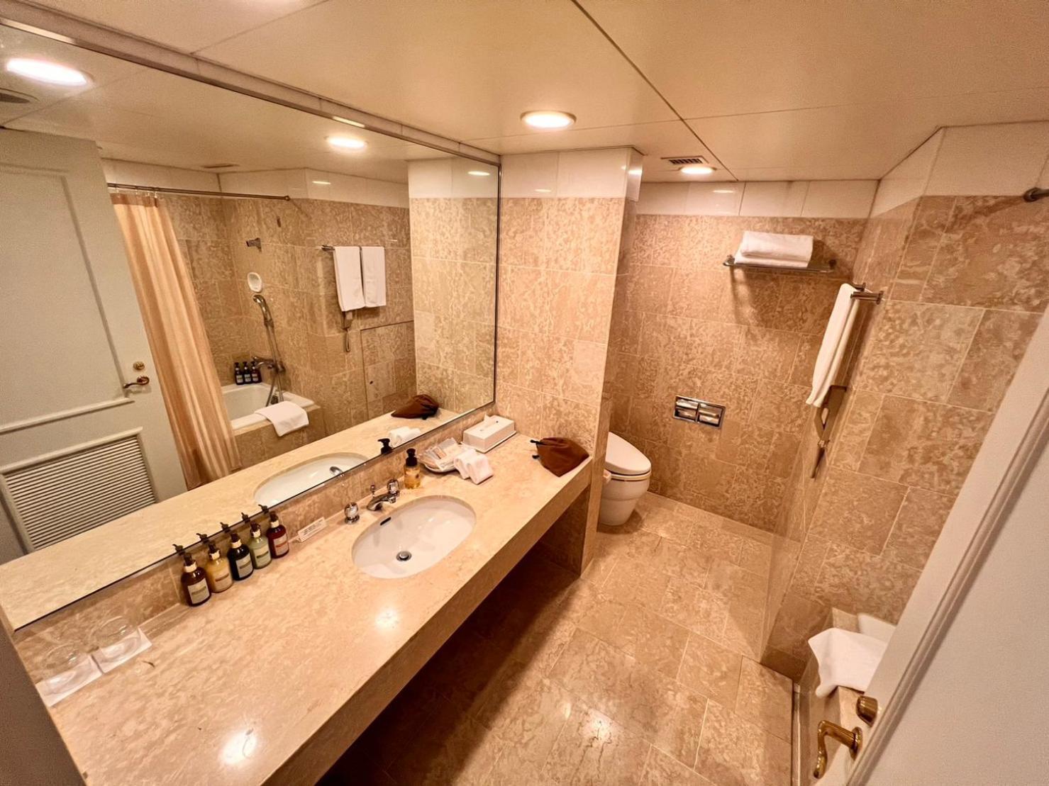 The Global View Nagasaki Ξενοδοχείο Εξωτερικό φωτογραφία Bathroom