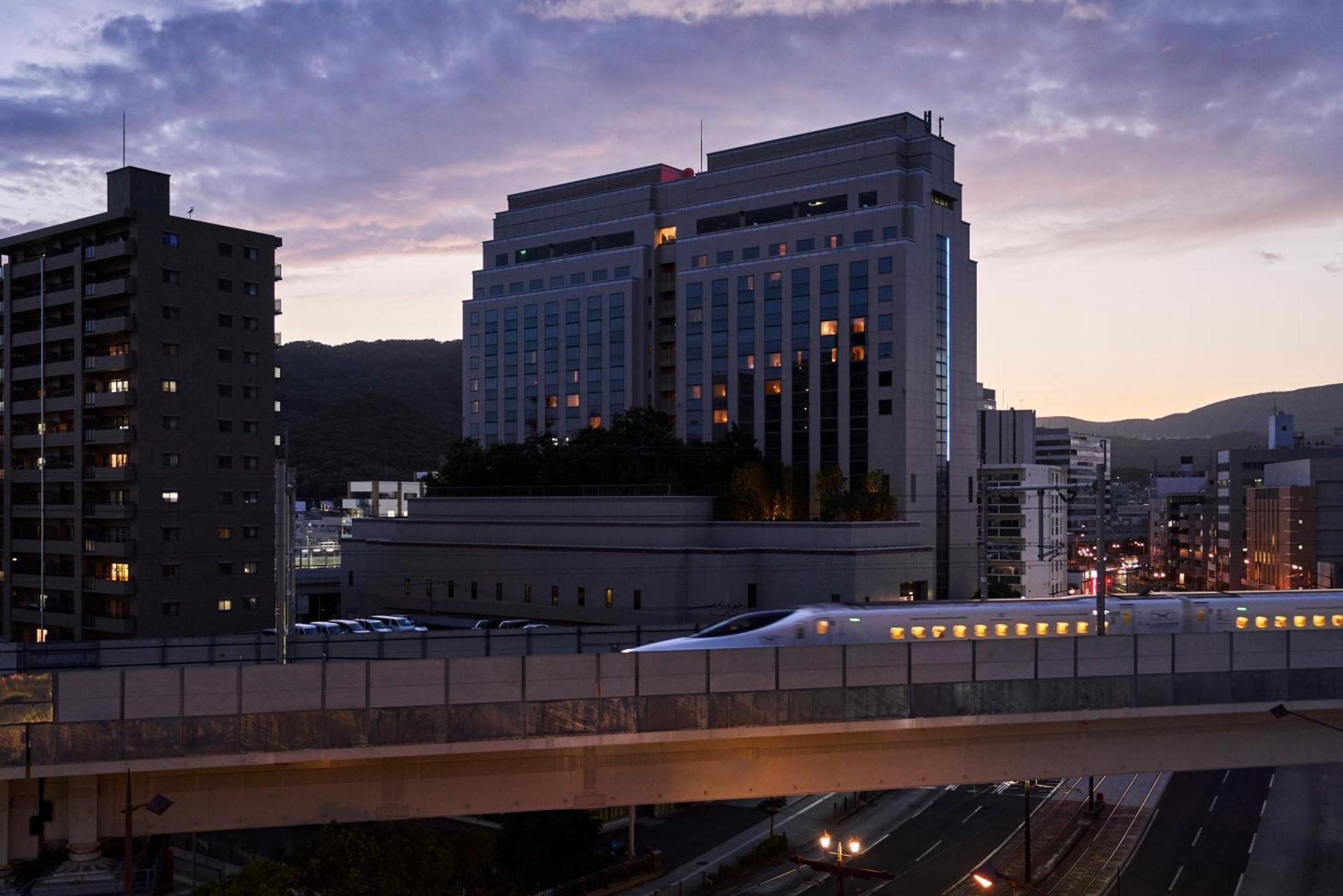 The Global View Nagasaki Ξενοδοχείο Εξωτερικό φωτογραφία The hotel in 2008