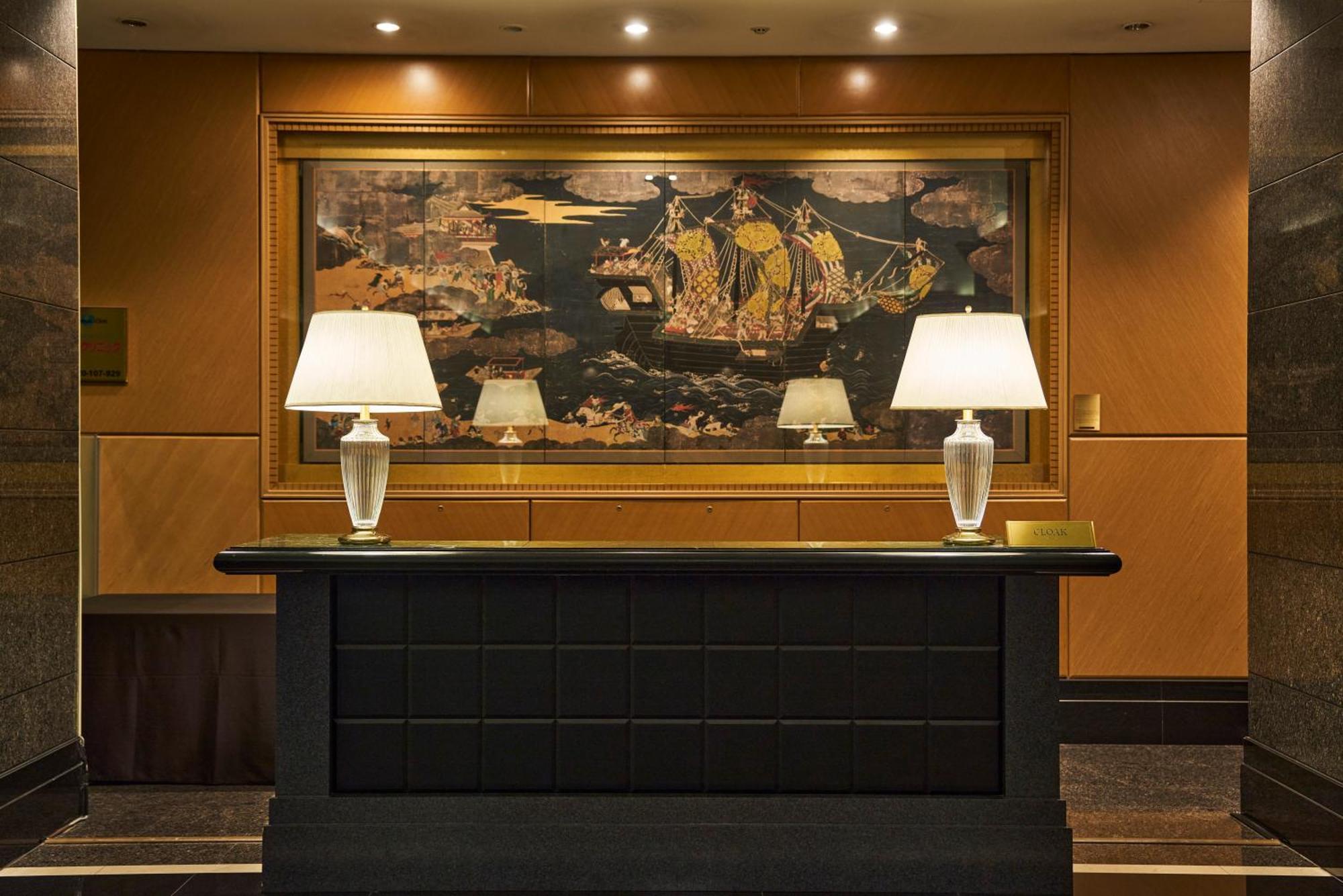The Global View Nagasaki Ξενοδοχείο Εξωτερικό φωτογραφία The lobby of the Four Seasons Hotel, Hong Kong